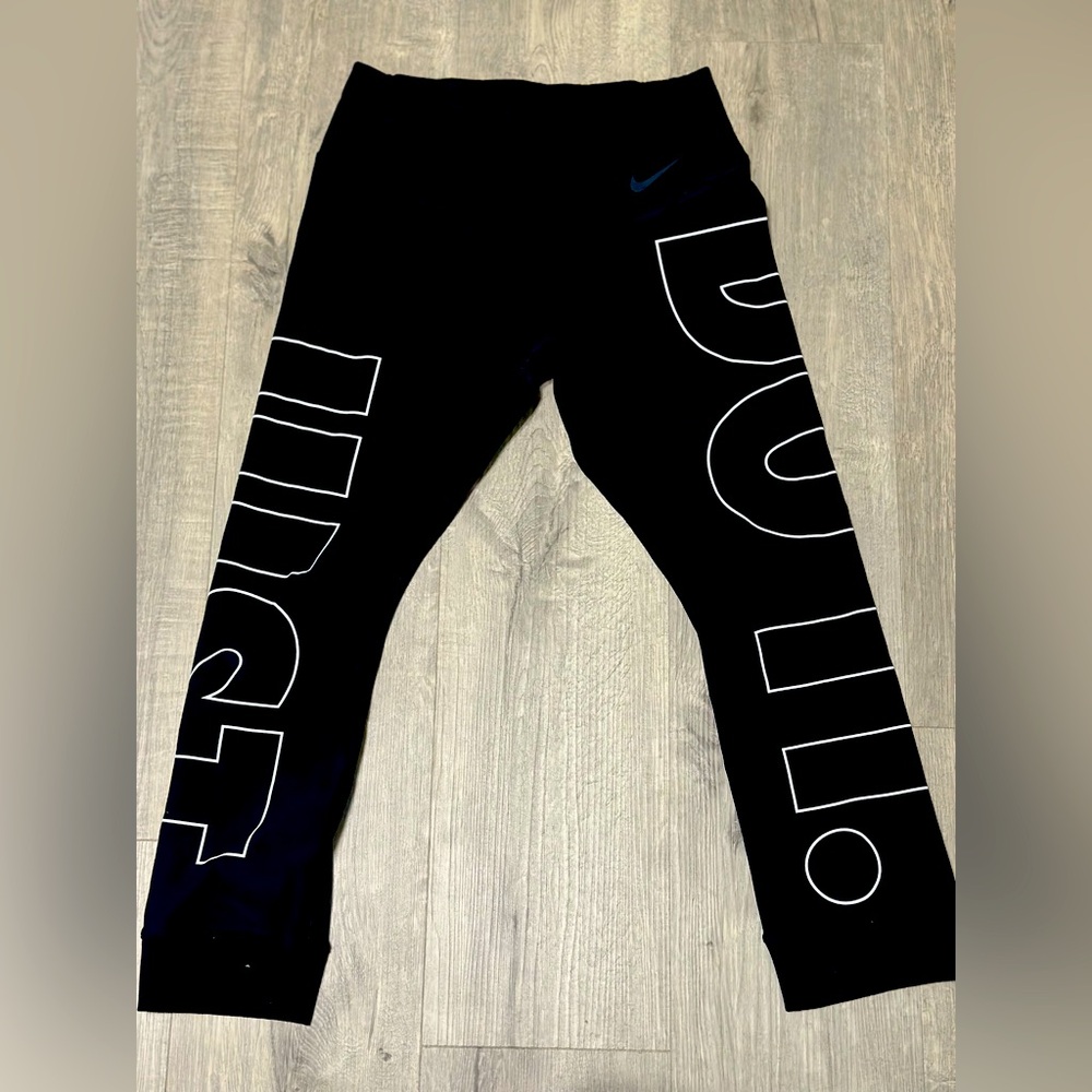 Nike crop tights, high waisted